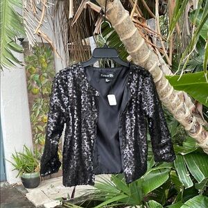 Forever 21 crop sequin jacket or Boleo